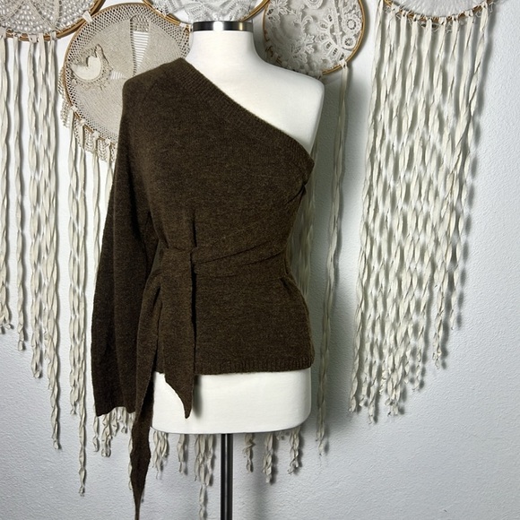 Nanushka Cleto Brown One- Shoulder Alpaca Blend Sweater Size Small - Picture 2 of 10